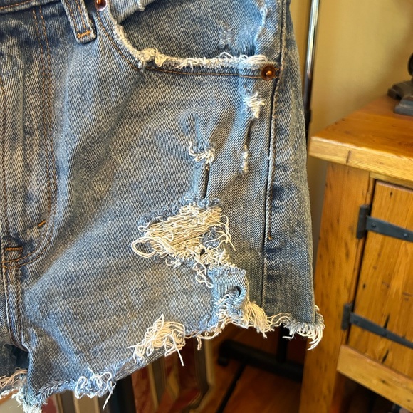 Abercrombie & Fitch high rise mom short size 25 - Picture 3 of 9